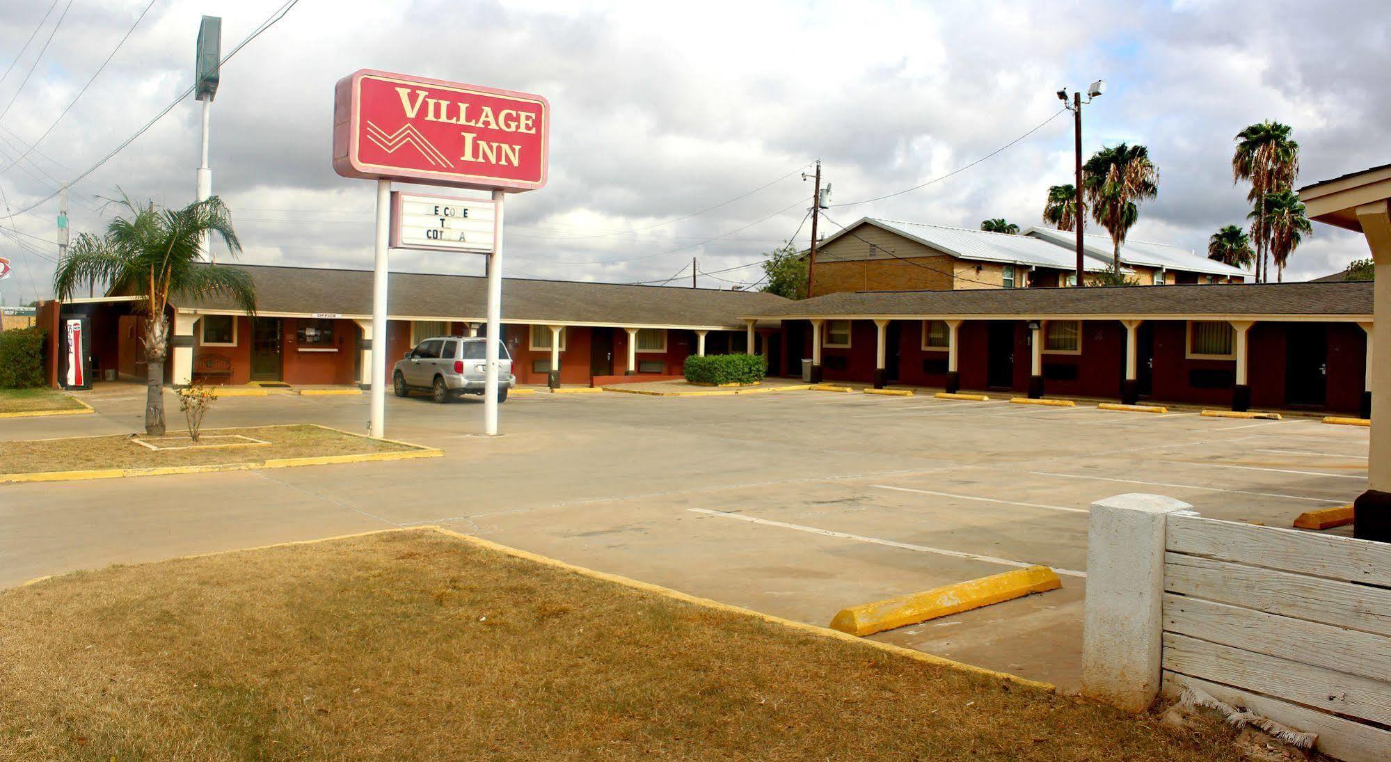 Village Inn Cotulla Exteriér fotografie